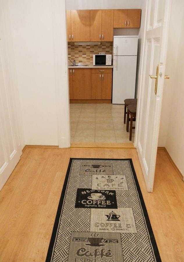 CasaMia-Elegant Central Vaci St.Apt Budapest Extérieur photo
